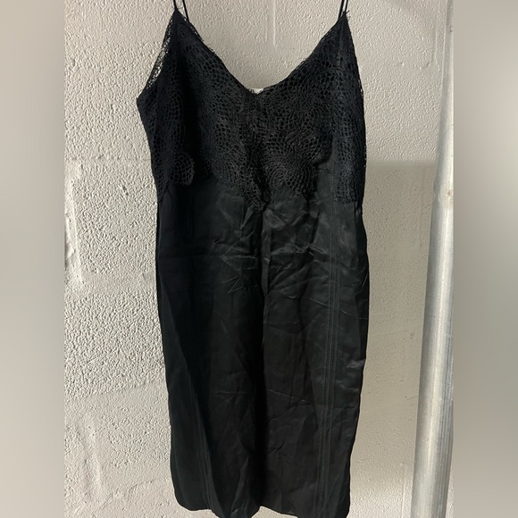 🔥🔥Zara satin effect lace dress - Picture 7 of 13